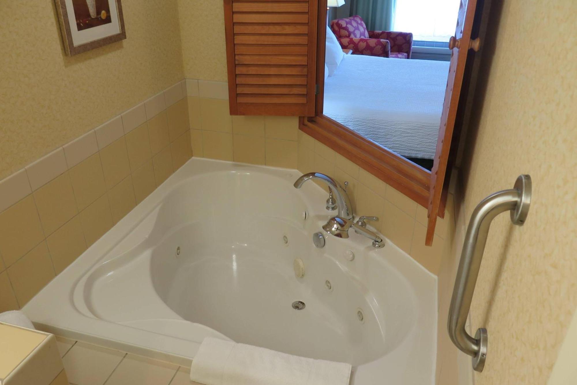 Hotel Marriott Fairfield Sudbury Esterno foto