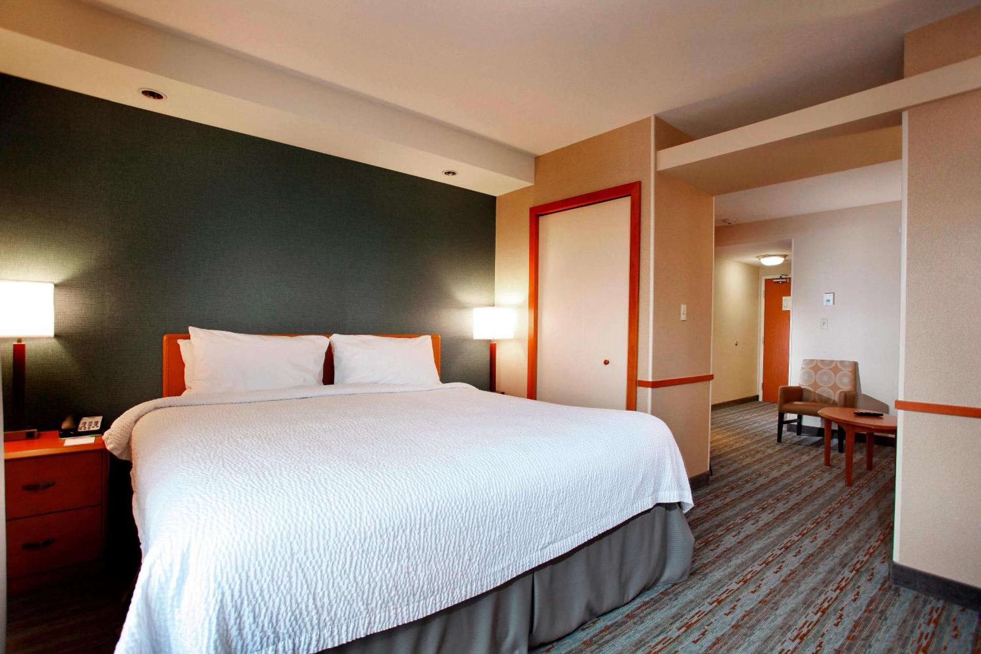 Hotel Marriott Fairfield Sudbury Esterno foto